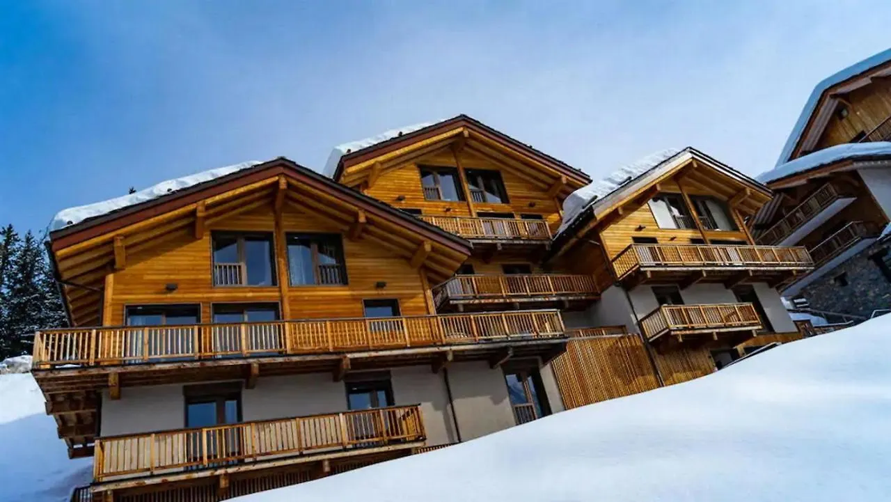 Chalet Carte Blanche Hugo La Plagne 0*,  Francia